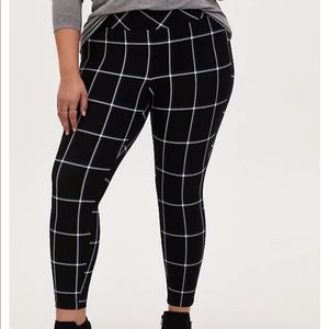 NWT ponte slim fix pants